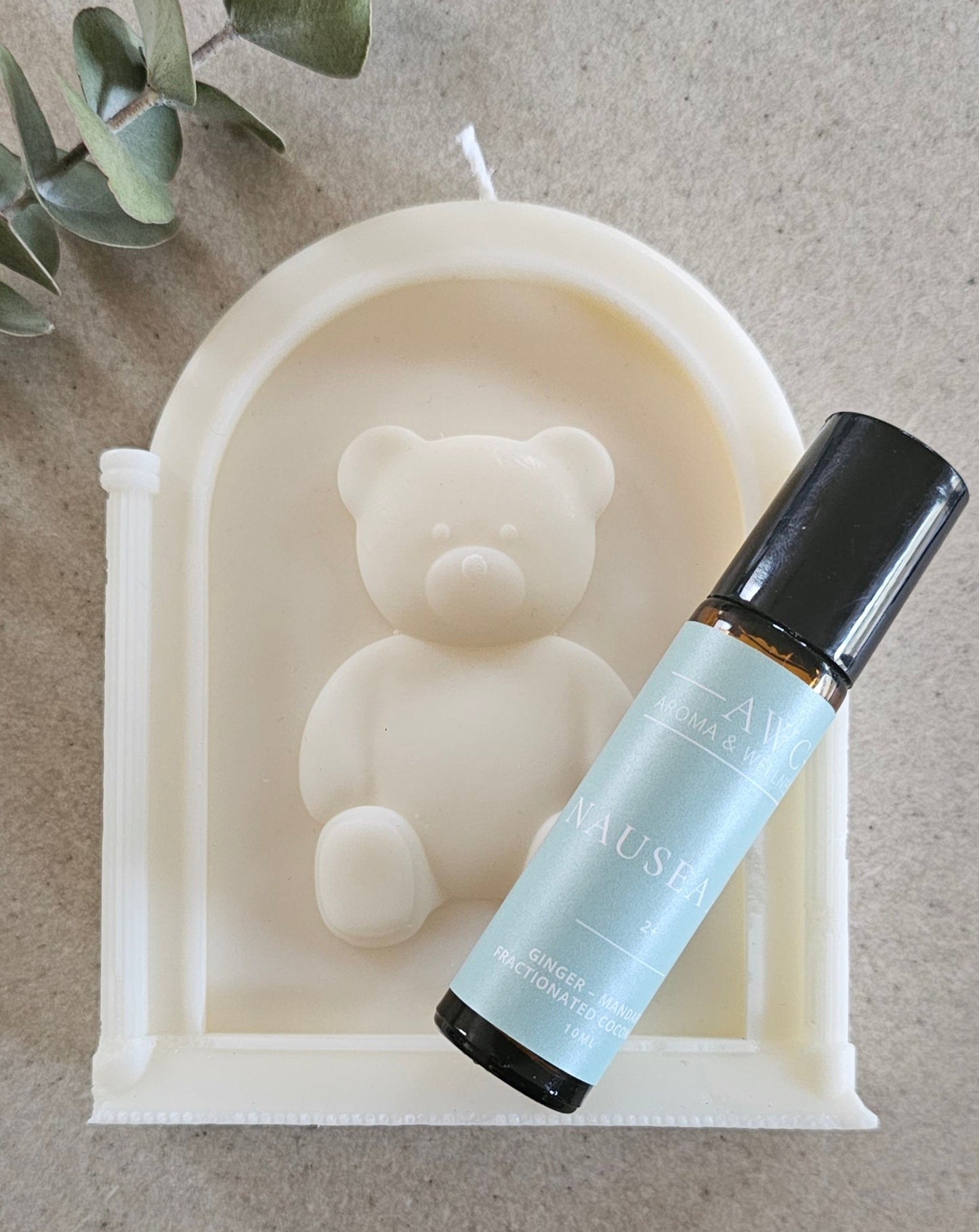 Nausea aid essential oil roller blend